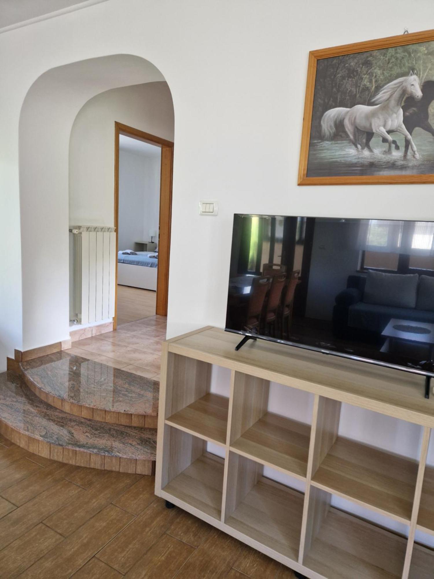 Apartma Mihatovi Pivka Exterior photo