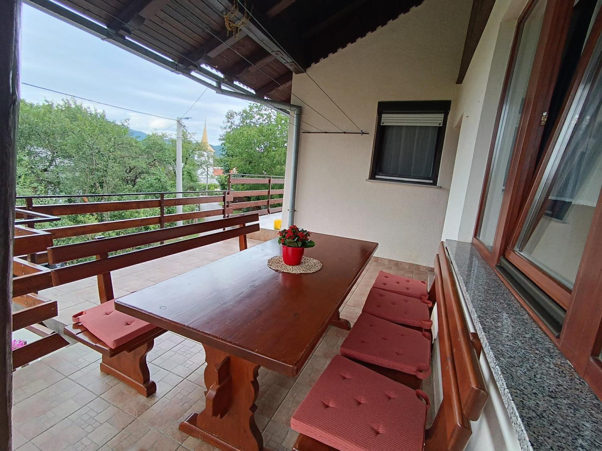 Apartma Mihatovi Pivka Exterior photo